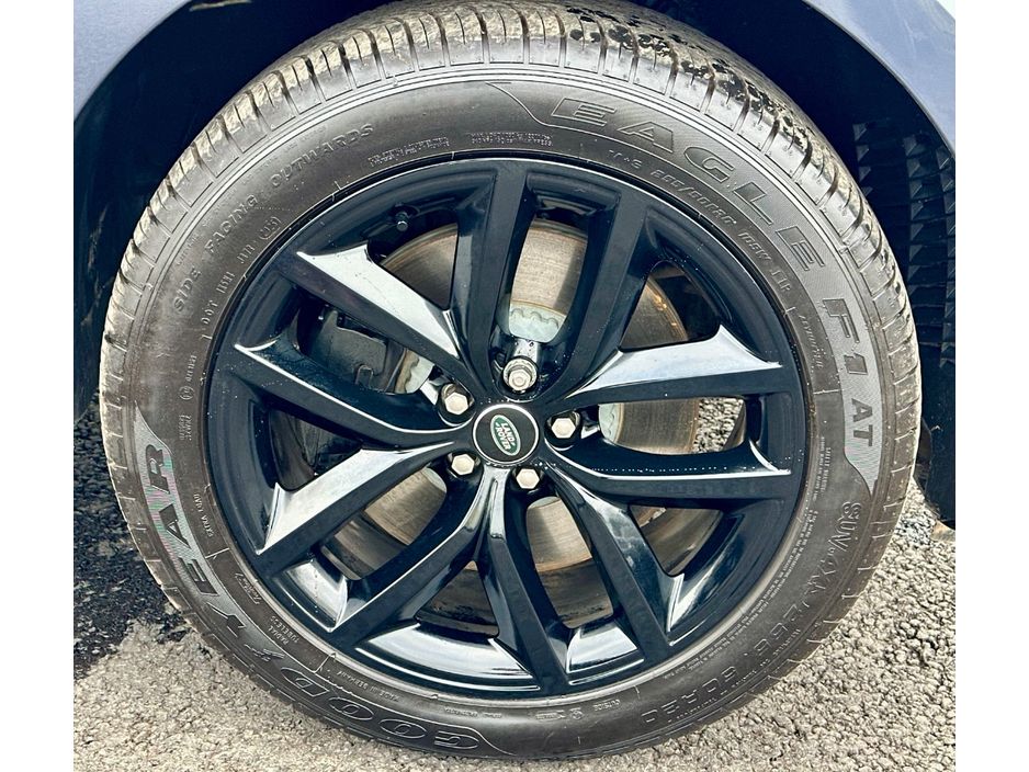2026 Land Rover Range Rover Velar