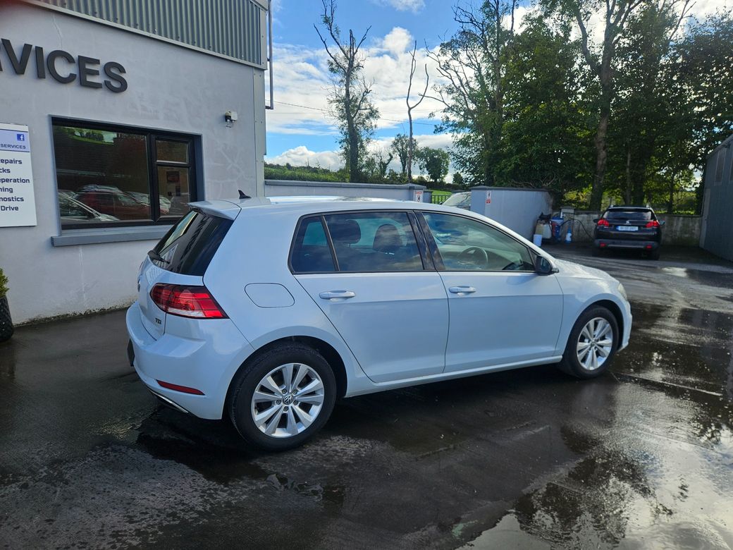2017 Volkswagen Golf