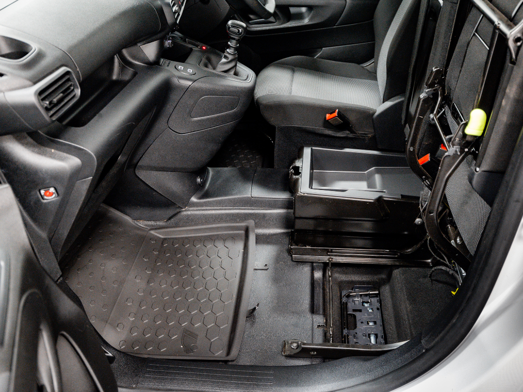 2024 Peugeot Partner