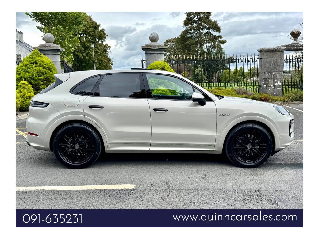2025 Porsche Cayenne