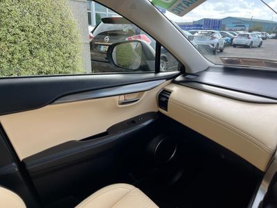 2016 Lexus NX 300h