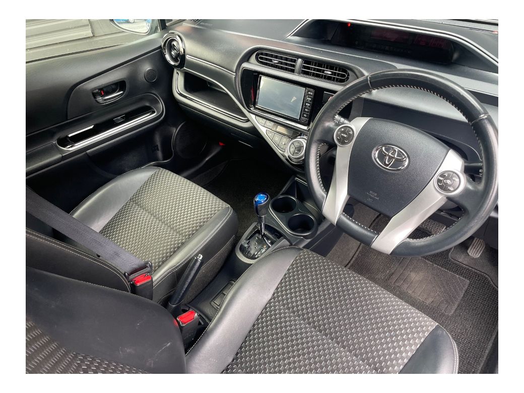 2016 Toyota Aqua