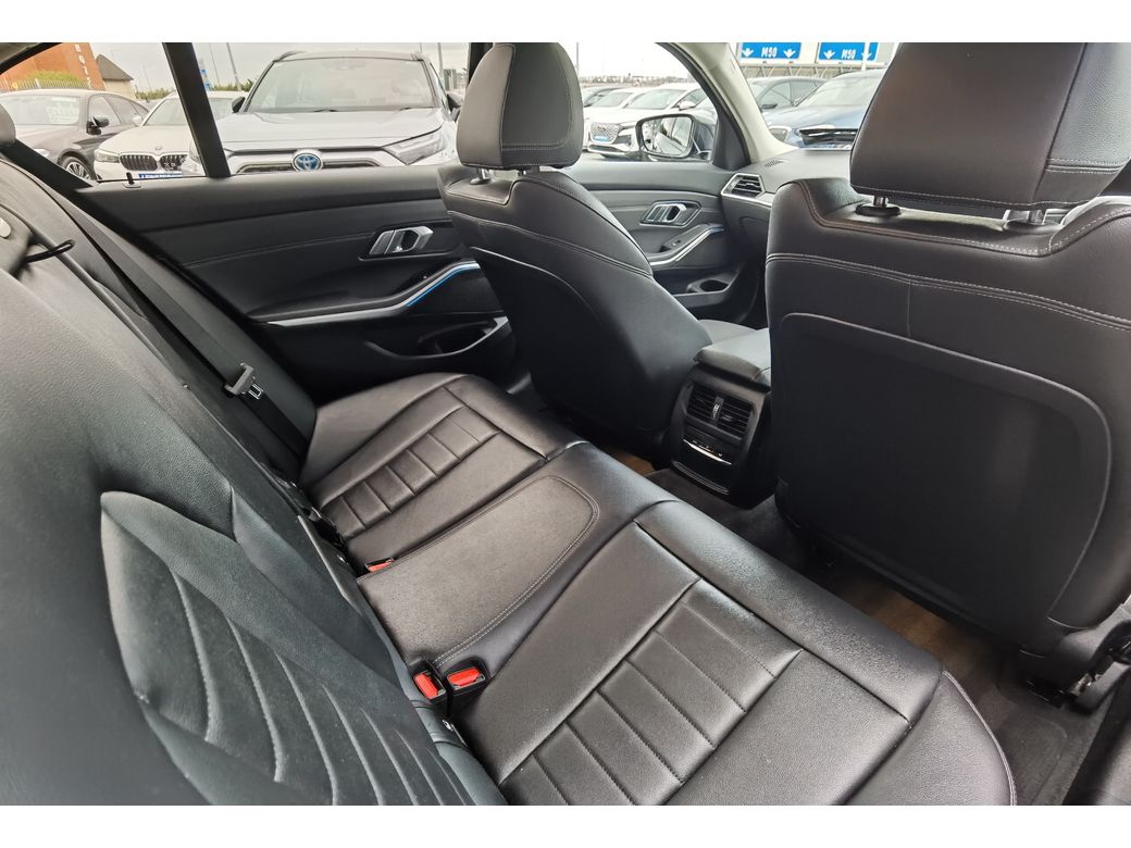 2021 BMW 3 Series