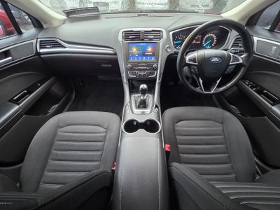 2021 Ford Mondeo
