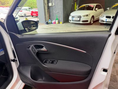2017 Volkswagen Polo