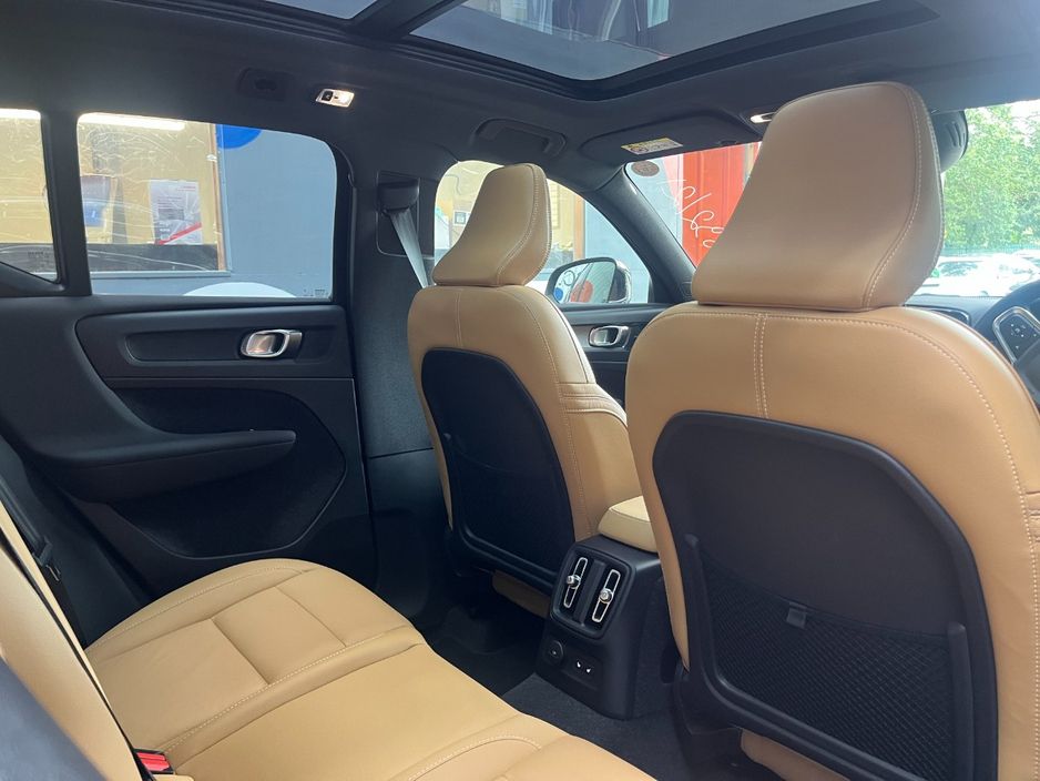 2021 Volvo XC40
