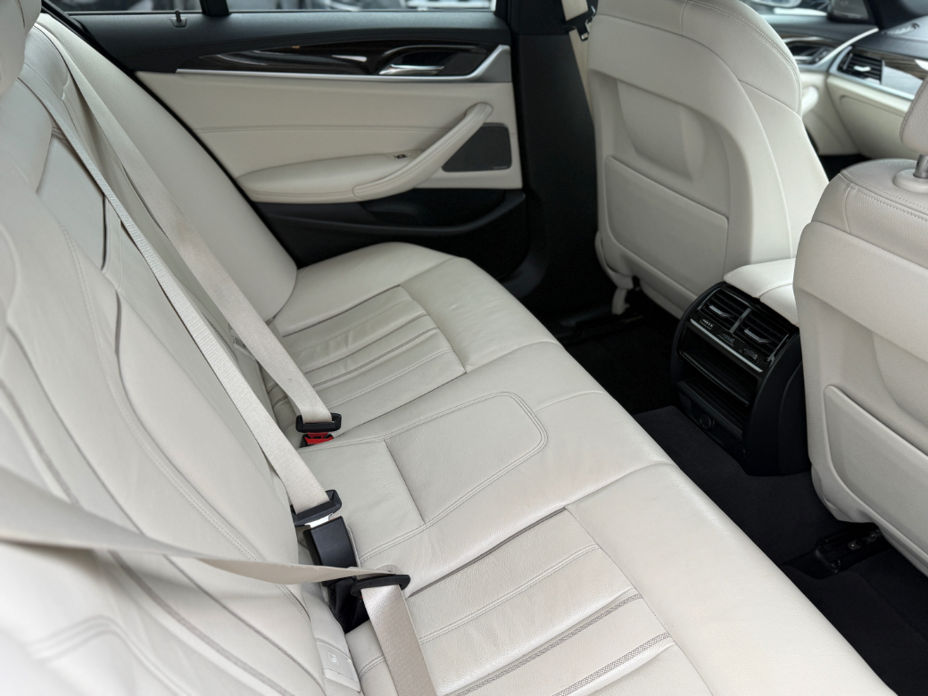 2017 BMW 5 Series