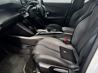 2025 Peugeot 2008