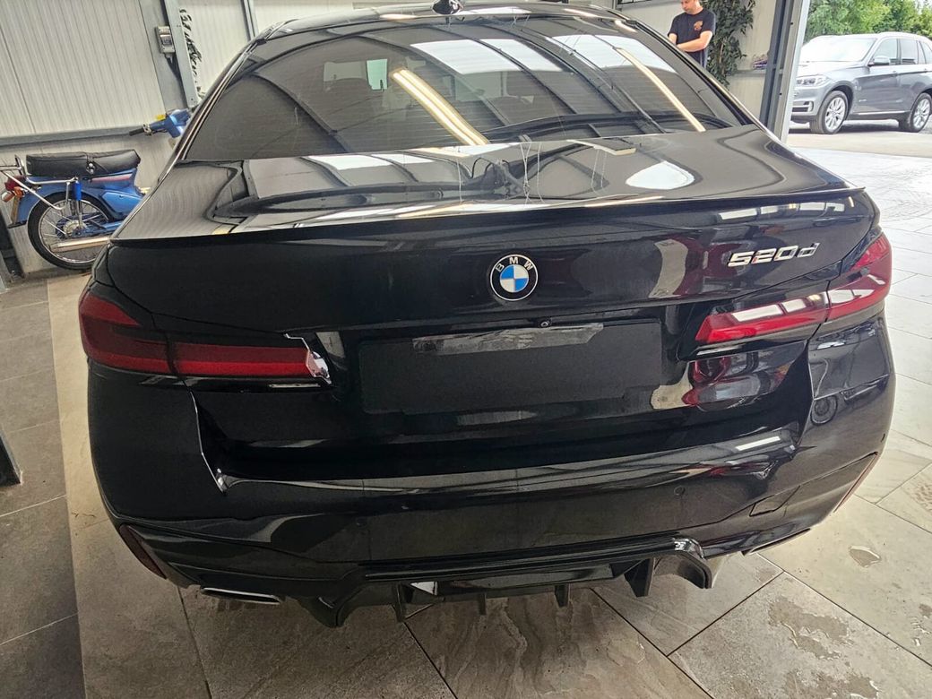 2021 BMW 5 Series