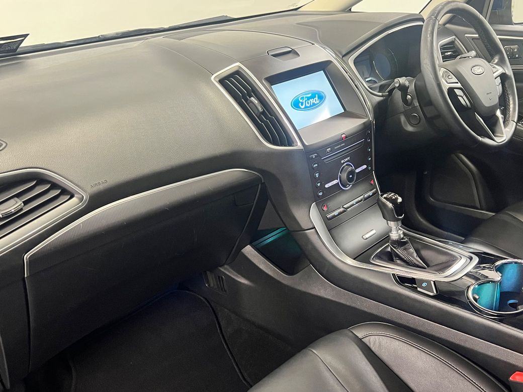 2015 Ford S-Max