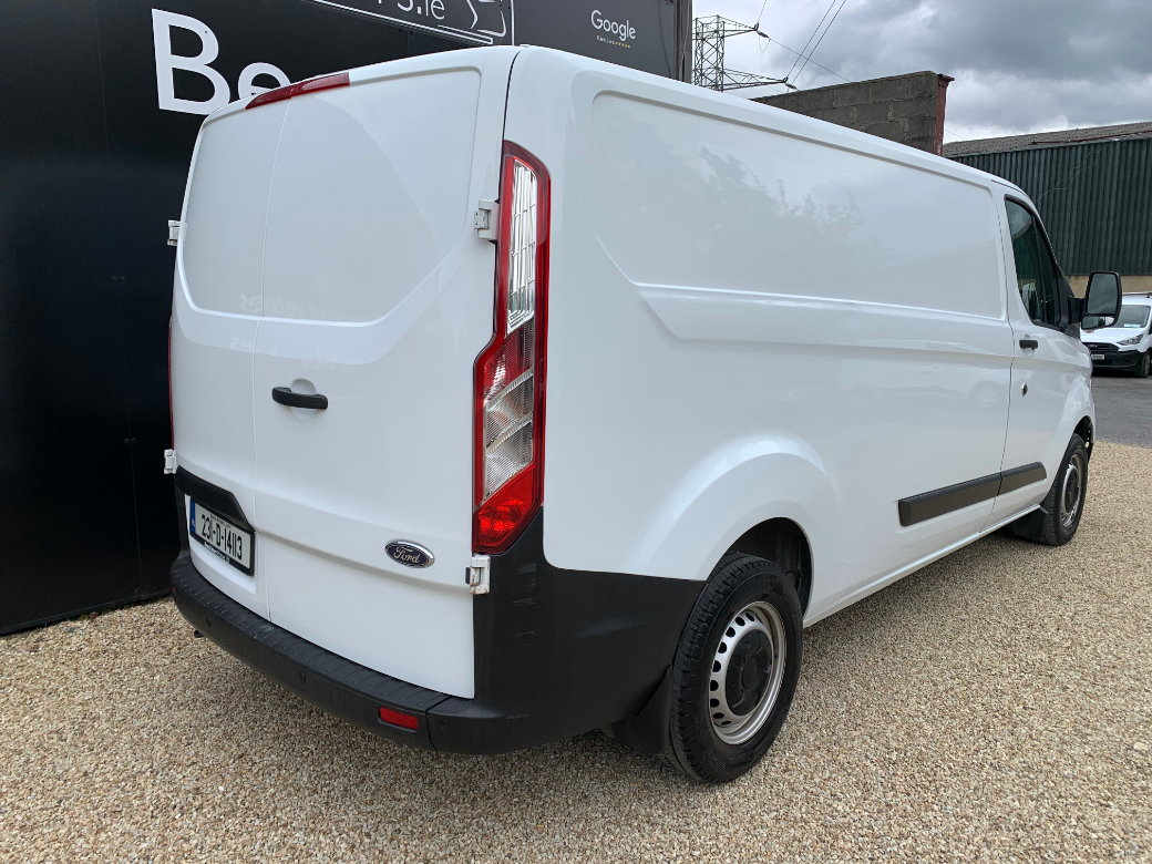 2023 Ford Transit Custom