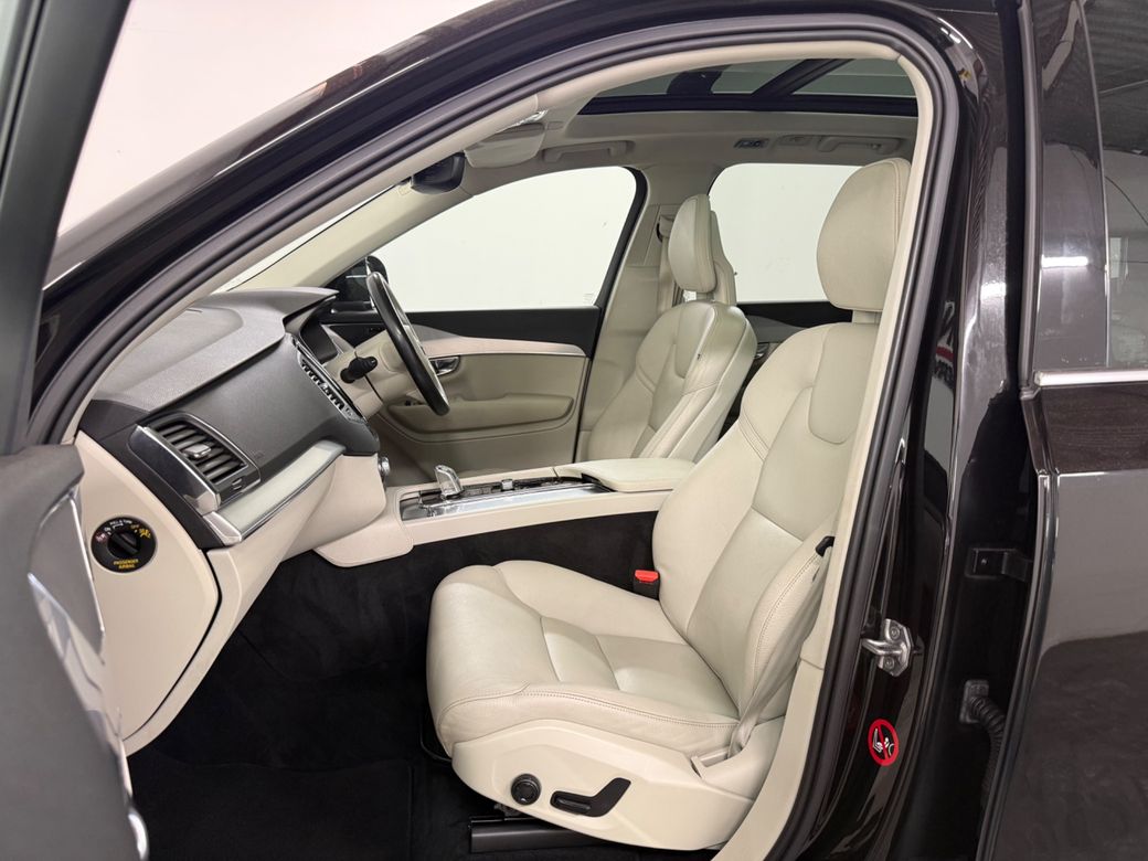 2017 Volvo XC90
