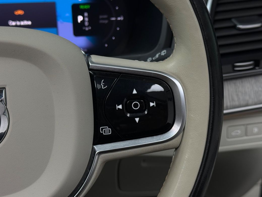 2023 Volvo XC90