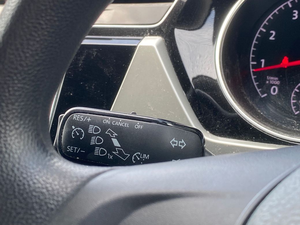 2016 Volkswagen Touran