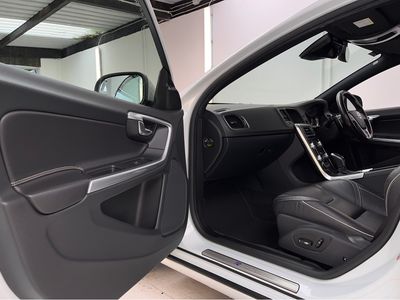 2016 Volvo V60