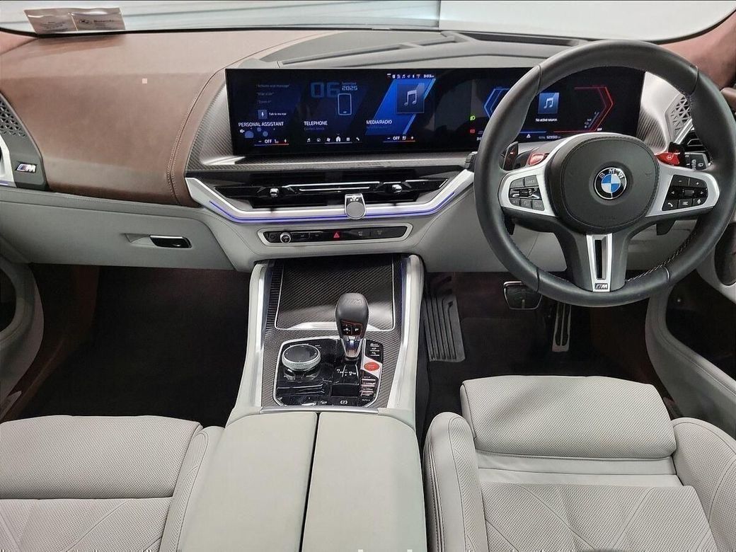 2025 BMW XM