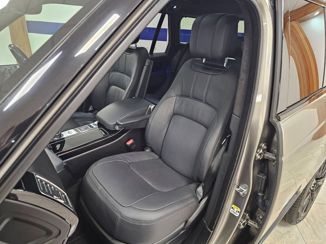 2021 Land Rover Range Rover