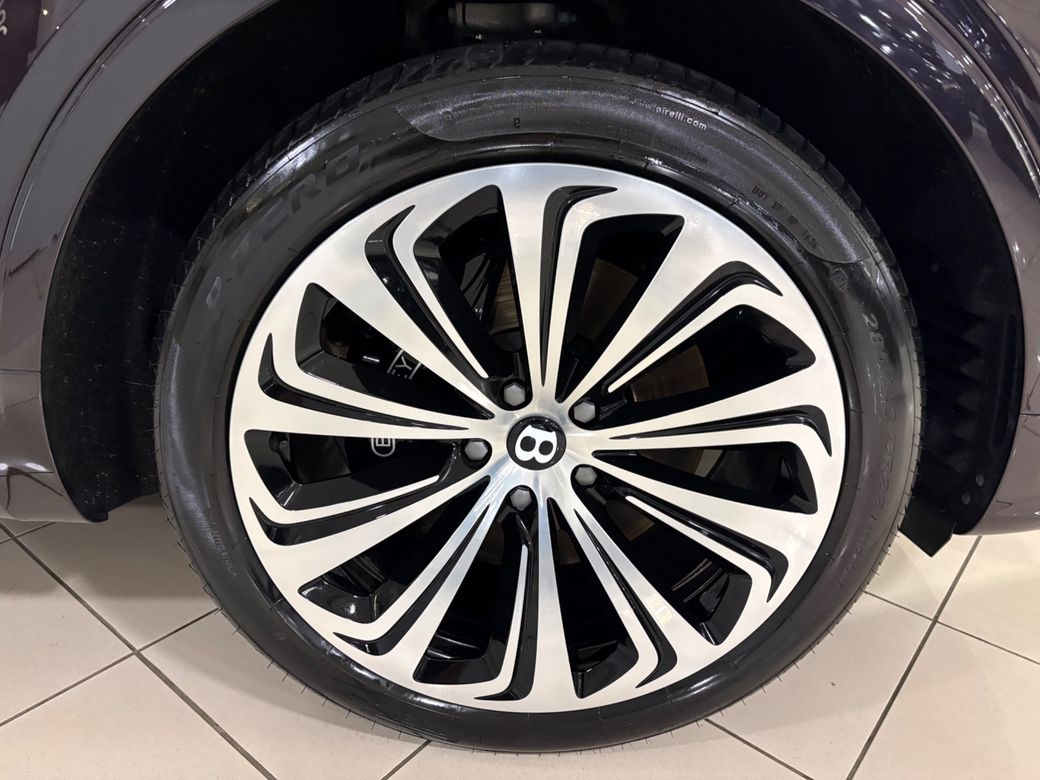 2022 Bentley Bentayga