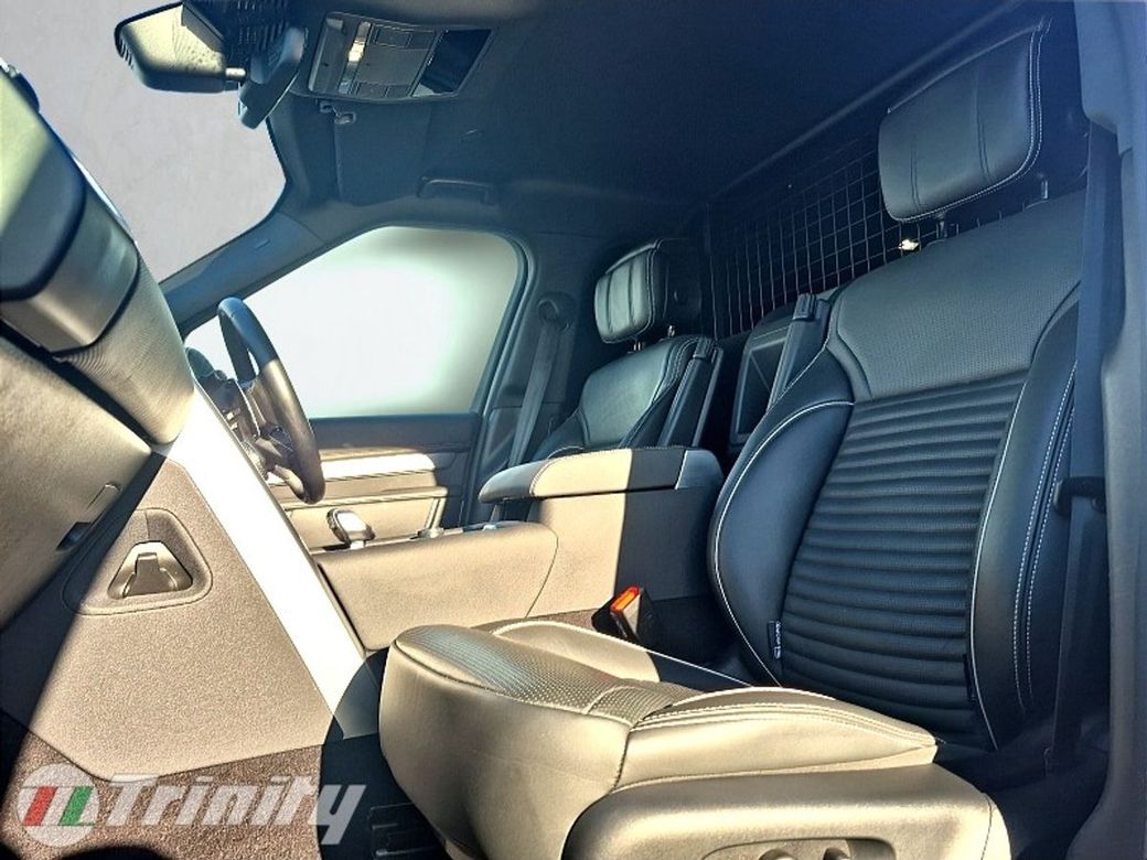 2024 Land Rover Discovery