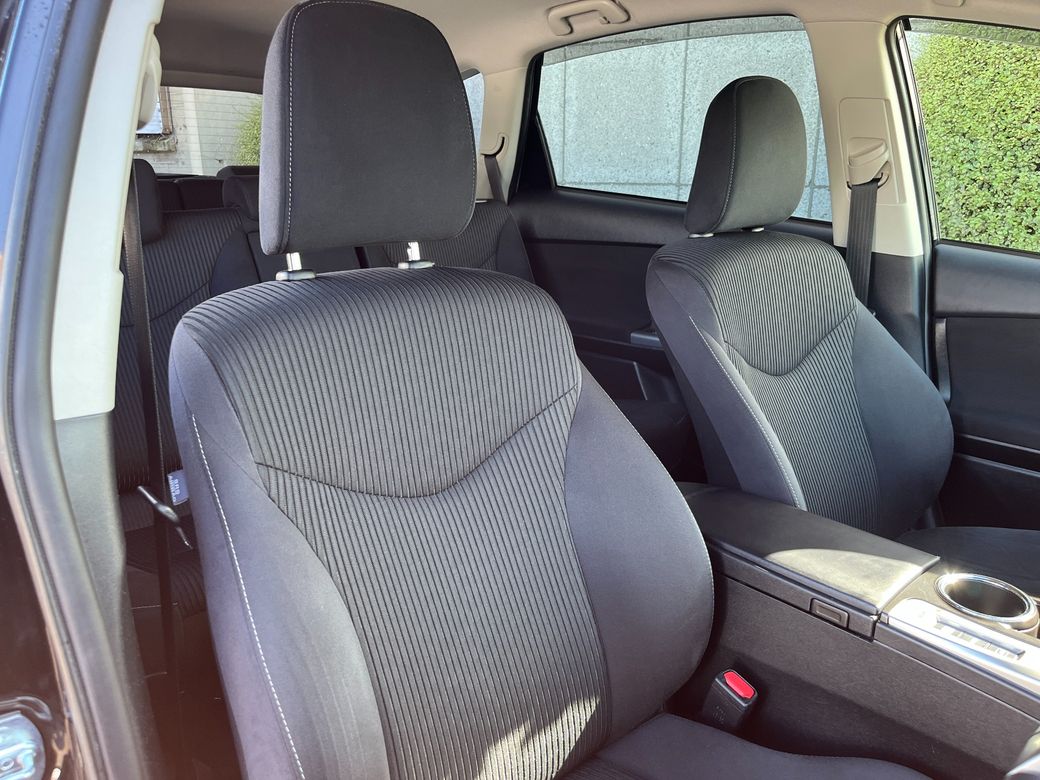 2018 Toyota Prius Alpha