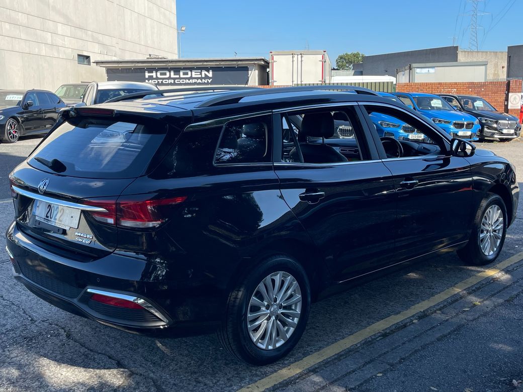 2022 MG 5