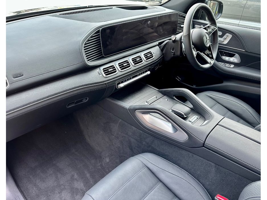 2025 Mercedes-Benz GLE Class