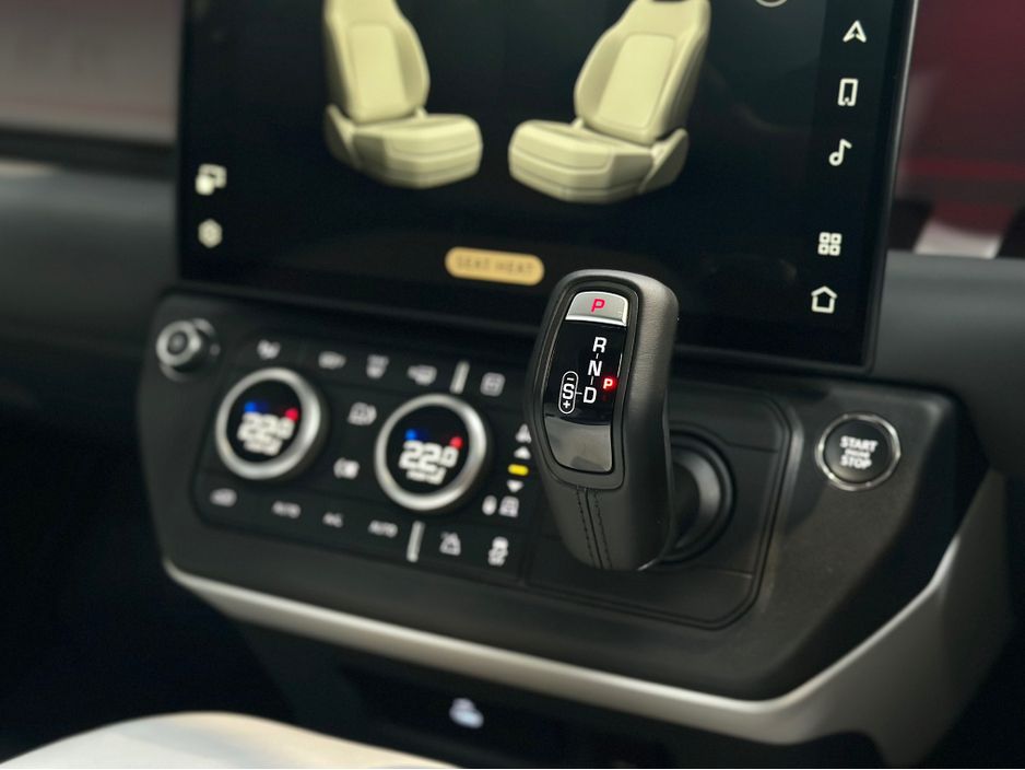 2026 Land Rover Defender