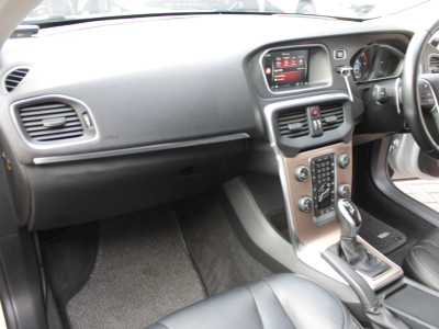 2016 Volvo V40 Cross Country