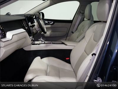 2025 Volvo XC60
