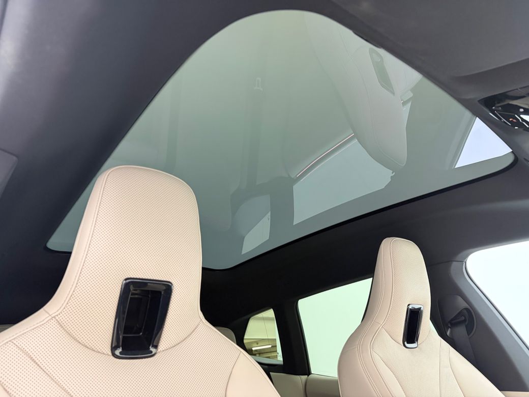 2023 BMW iX