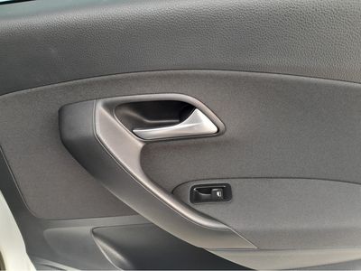 2016 Volkswagen Polo