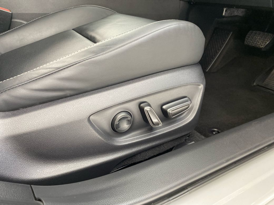 2024 Toyota Prius
