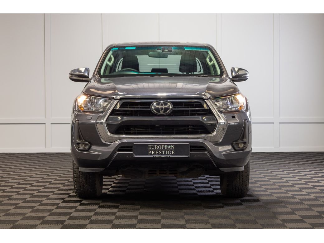 2025 Toyota Hilux