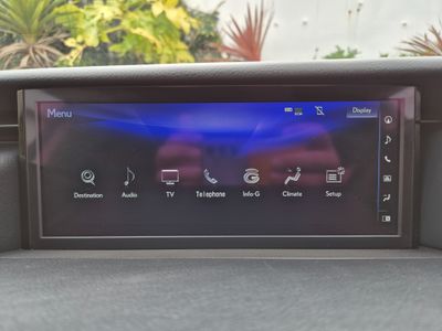 2020 Lexus IS 300h