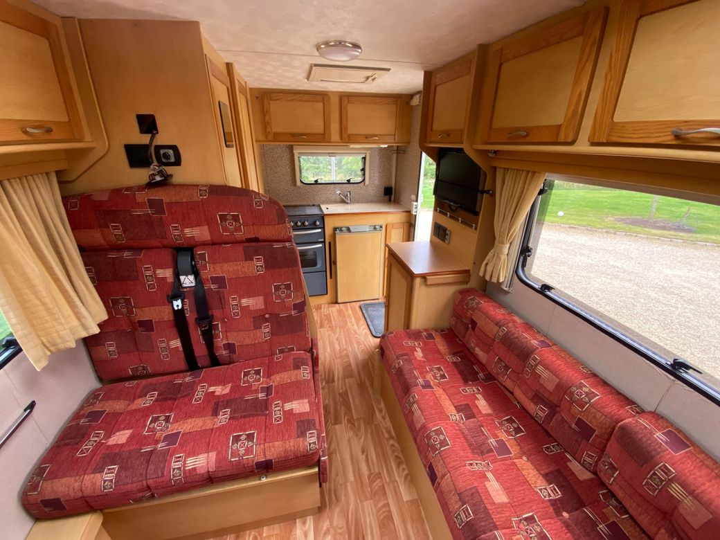 2005 ELDDIS SUNTOR 300 R.H.D 