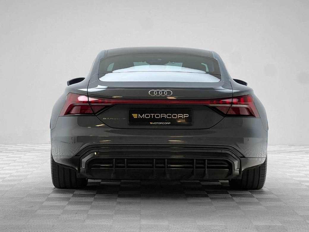 2022 Audi e-tron GT