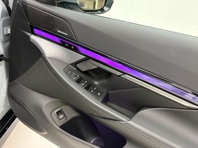 2024 BMW i5