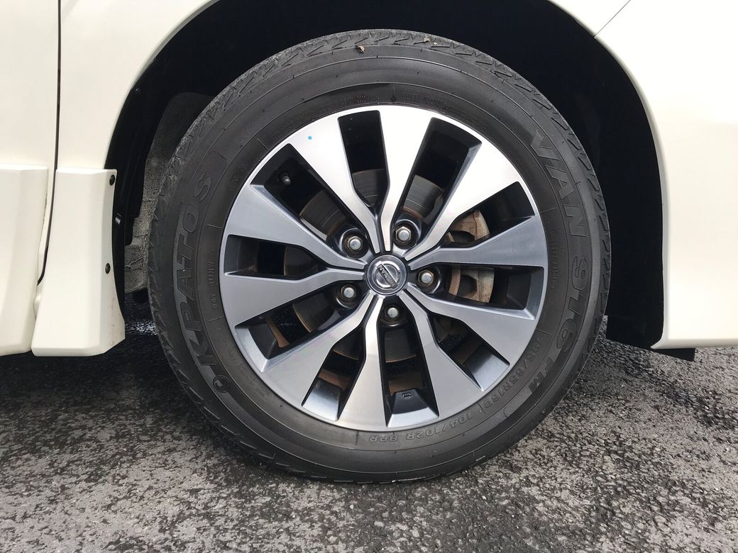 2017 Nissan Serena