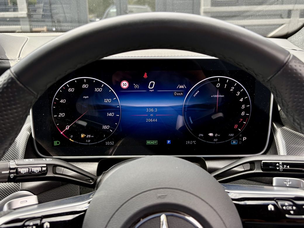 2025 Mercedes-Benz GLC Class