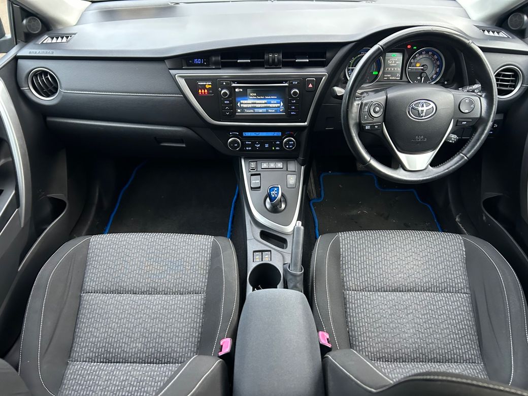 2015 Toyota Auris