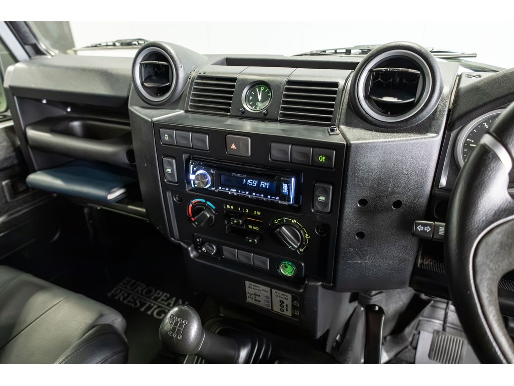 2017 Land Rover Defender