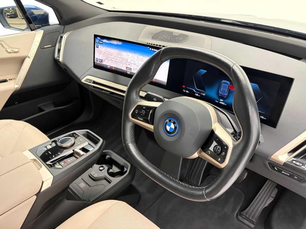 2023 BMW iX