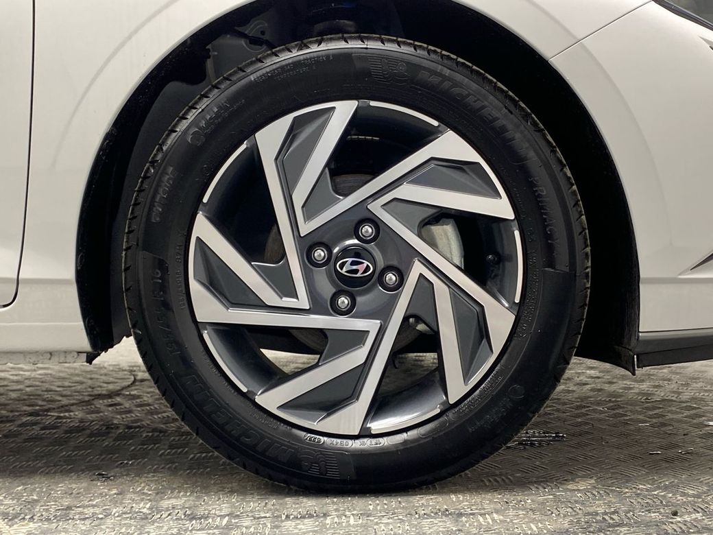 2025 Hyundai i20