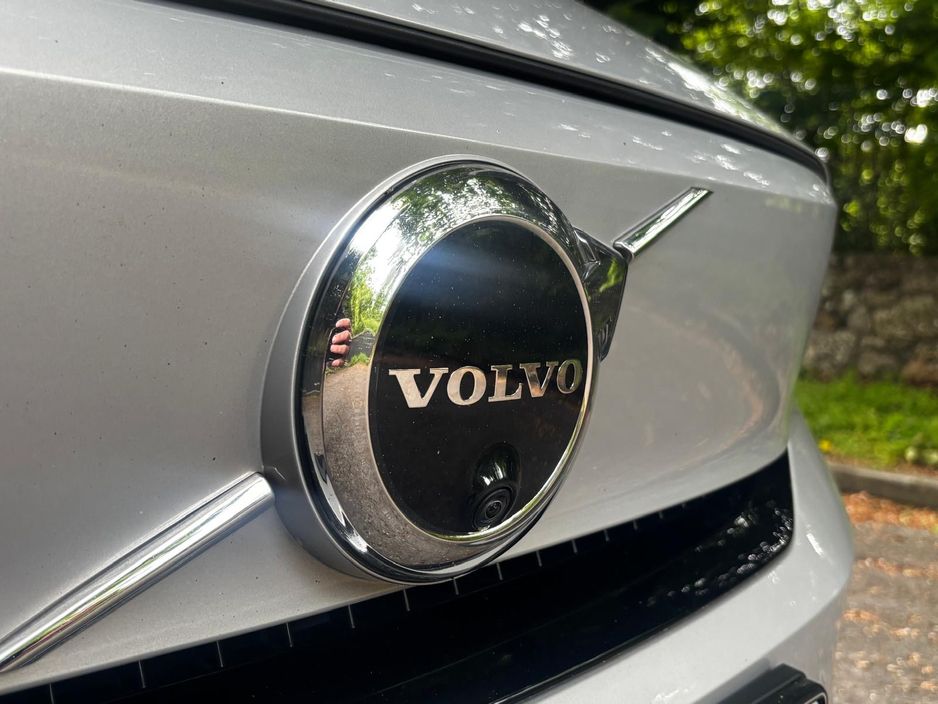 2022 Volvo C40