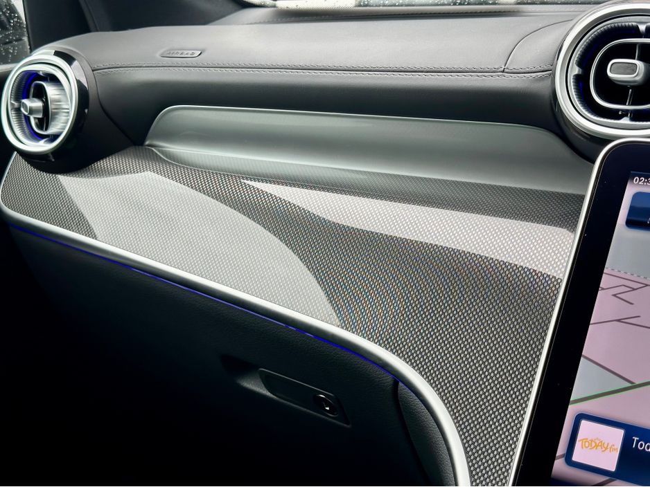 2024 Mercedes-Benz GLC Class