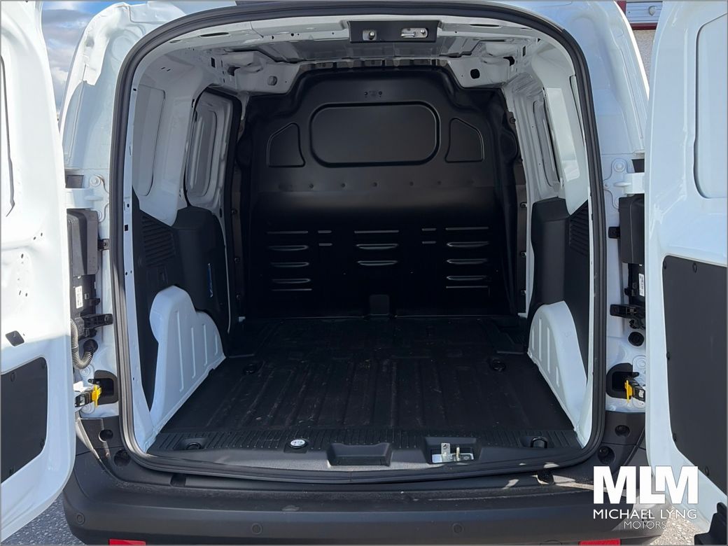 2026 Ford Transit Courier