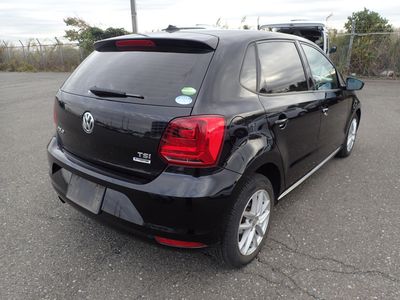 2017 Volkswagen Polo