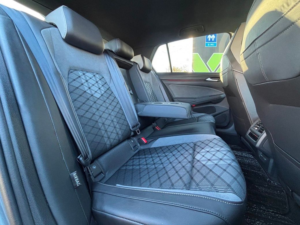 2023 Volkswagen Golf