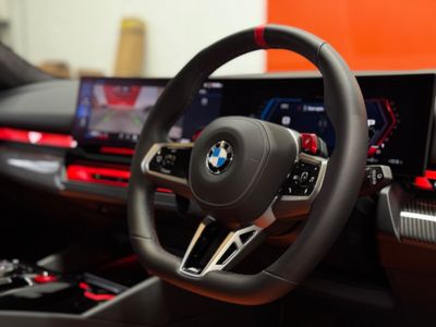 2025 BMW M5