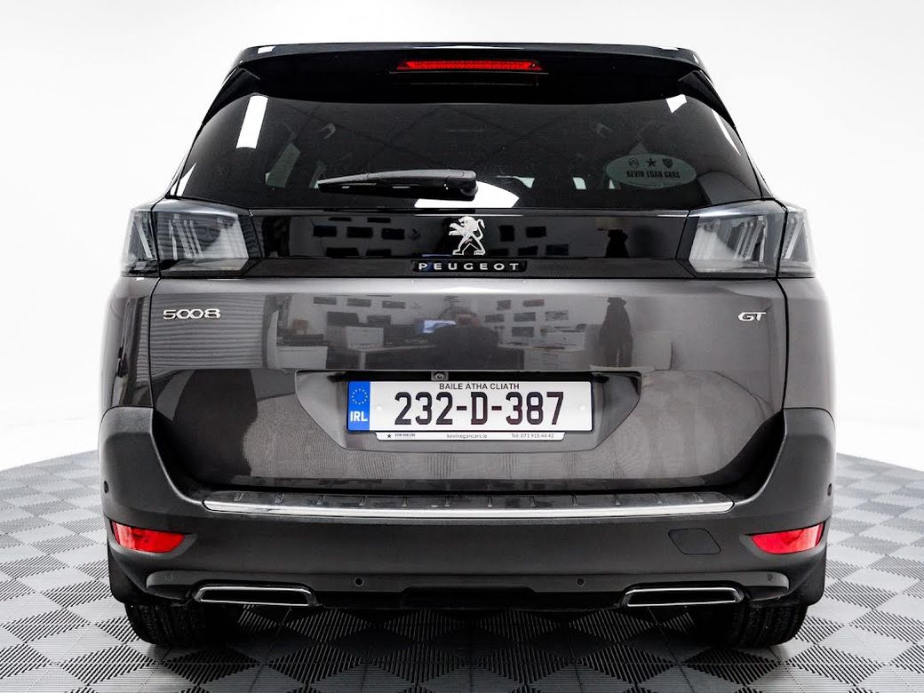 2023 Peugeot 5008